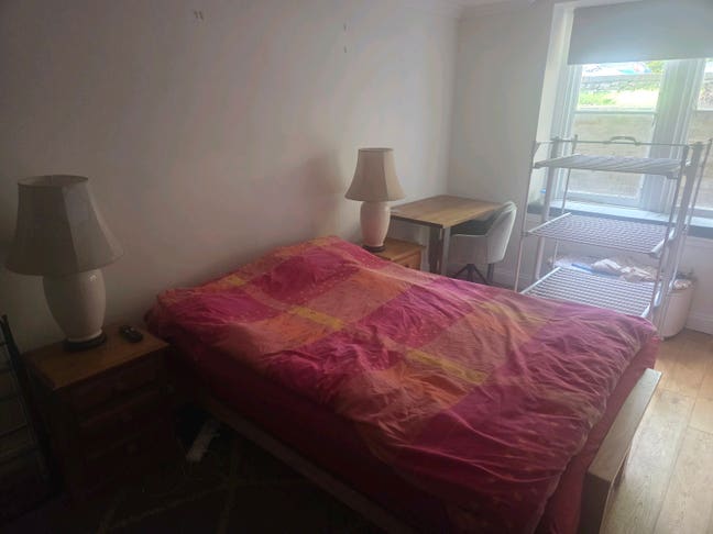 Short Term Double Room to Rent w/live in landlord Main Photo