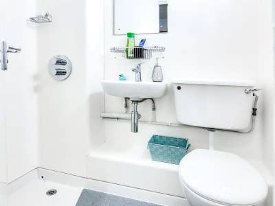 En-Suite Room New Orient House Main Photo