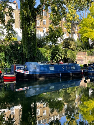 Cozy Narrowboat for Rent Main Photo