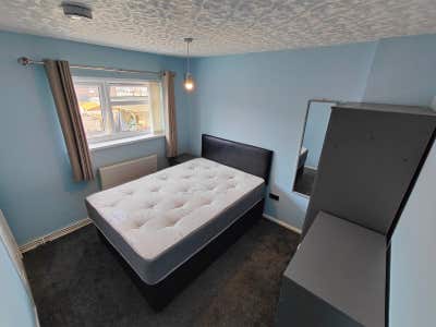 Double Room available extended house in quiet area Main Photo