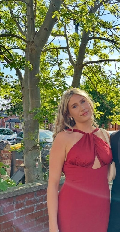 Looking for a house share/ to buddy up Main Photo