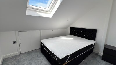 Loft Double Cozy Room in Wood Green Main Photo