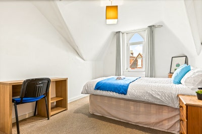 Aldershot Stylish En-Suite Rooms Now Available! ⭐  Main Photo