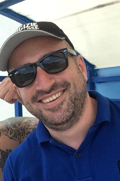 Professional looking for double room with en-suite Main Photo