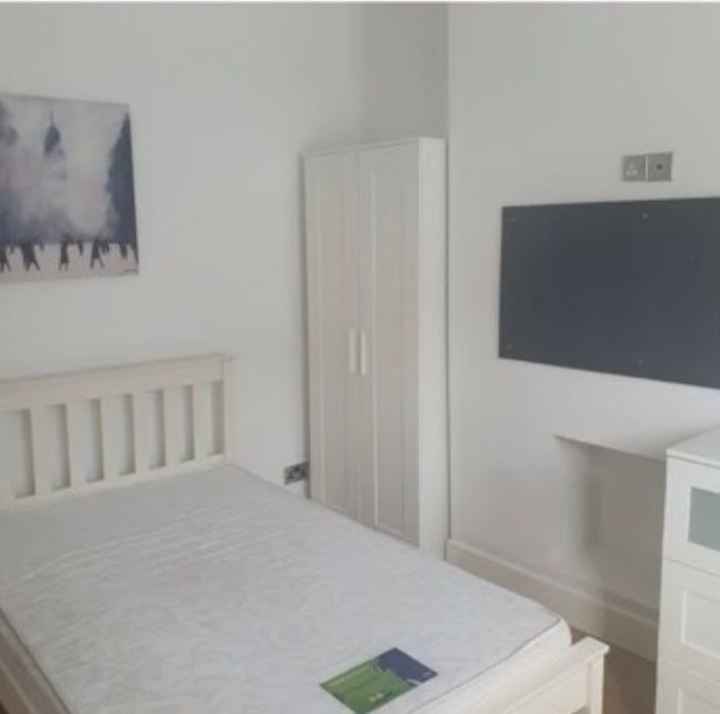 5 Person House, Portswood, Bills Included Main Photo