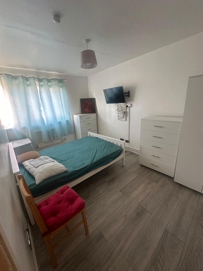 Double room in Roehampton Main Photo