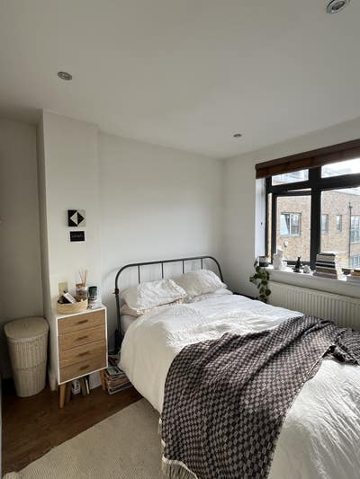 Sun-filled double room in Finsbury Park Main Photo