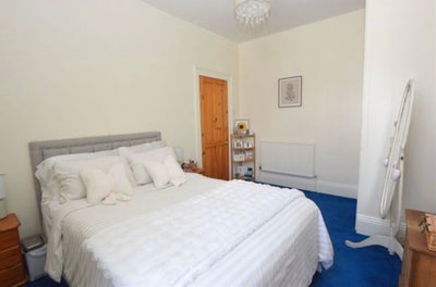 Double bedroom  Main Photo