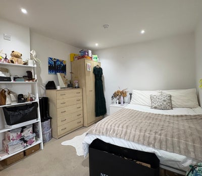 Double Room with En-Suite in Wandsworth Main Photo
