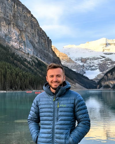 Professional male looking for double room Main Photo