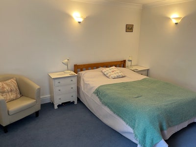 Double room in lovely house near town centre  Main Photo