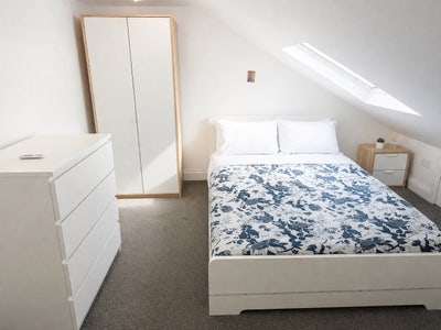 ‼️ Large Double Room ( All bills included) ‼️ Main Photo