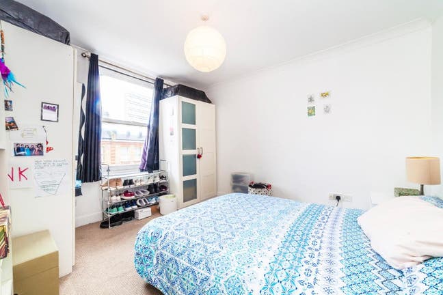 Bright 2-Bedroom Flat in Maida Vale Available Now Main Photo