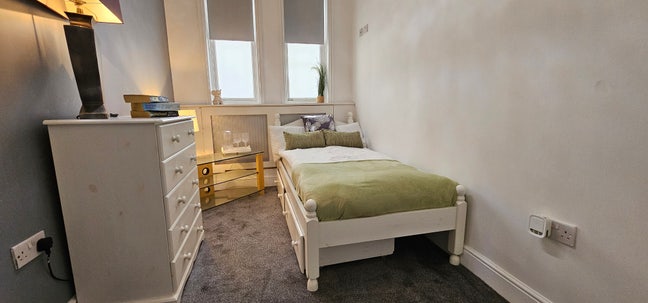 St Vincents Road, Westcliff-Available from 14/10 Main Photo