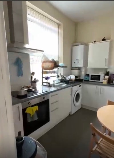 A Double room in a 3bed flat available for rent Main Photo