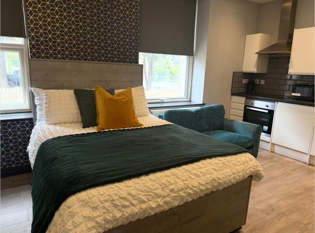 HD1 - Studio - No Deposit Option Main Photo