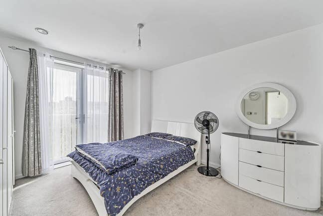 2 large double bedrooms close to Colindale Station Main Photo