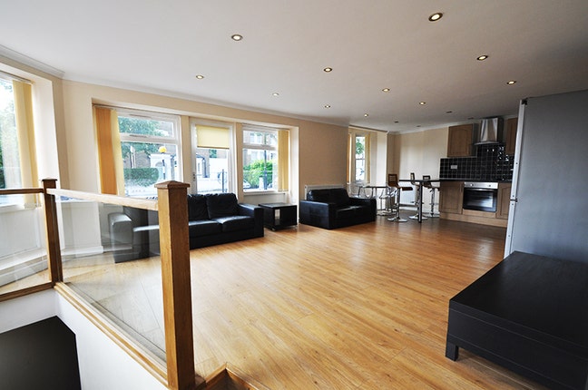 Beautiful 3 bedroom property in Tufnell Park, N19 Main Photo