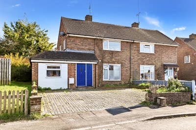 Generous En-Suite Double Bedroom - Warren Road Main Photo