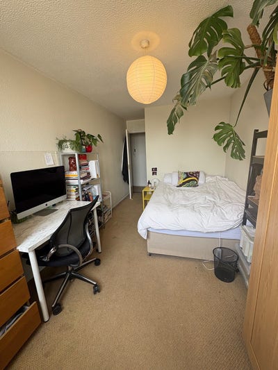 Fab Room in Battersea, Amazing Views-All Bills Inc Main Photo