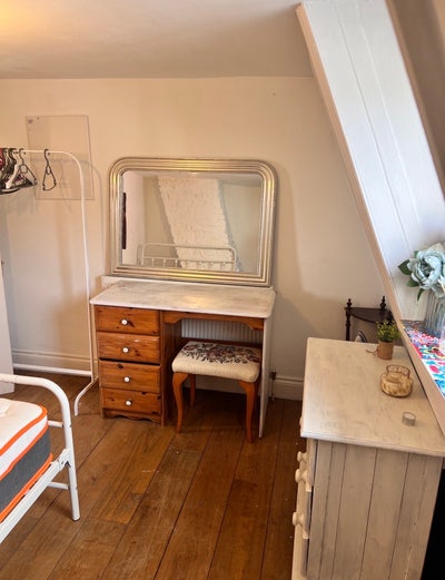 &pound;575/pm bills included, no deposit double room  Main Photo