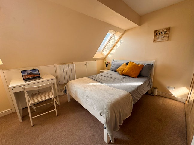 Spacious double room Main Photo