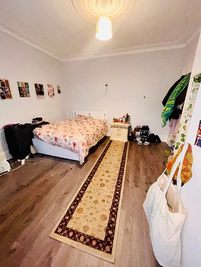 Spacious Double room in NW Main Photo
