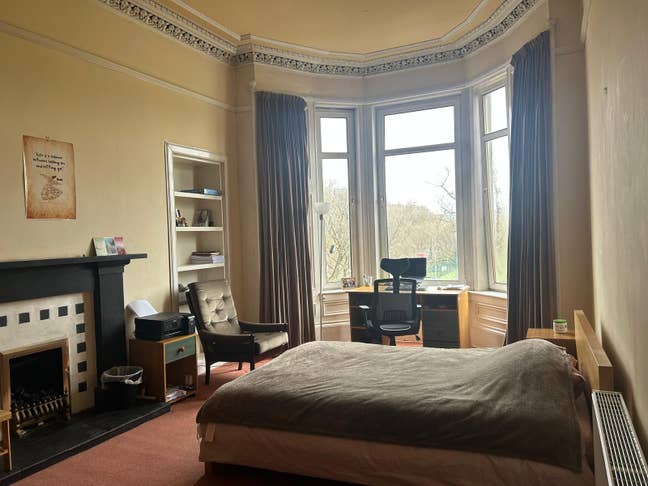Spacious, Bright Double Room Near Glasgow Uni Main Photo