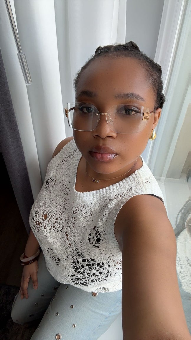 25 year old Female seeks a double room Main Photo