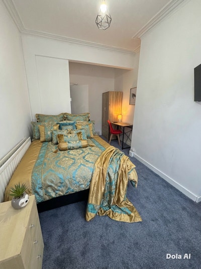 Lovely DOuble Bedroom near TS1 Uni. Caxton Street. Main Photo