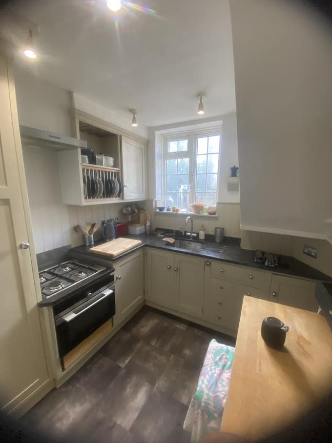 Double room in Barnes Bridge Main Photo