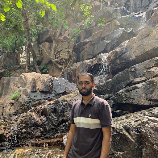 Student Male seeks a single or double room Main Photo