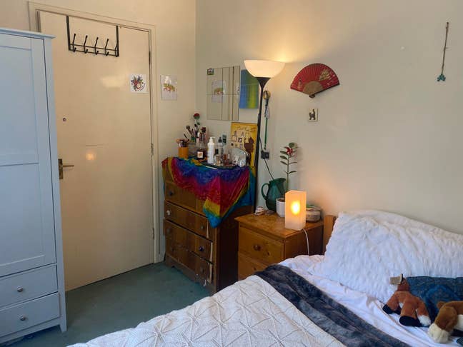 Double room available next to Victoria Park Main Photo