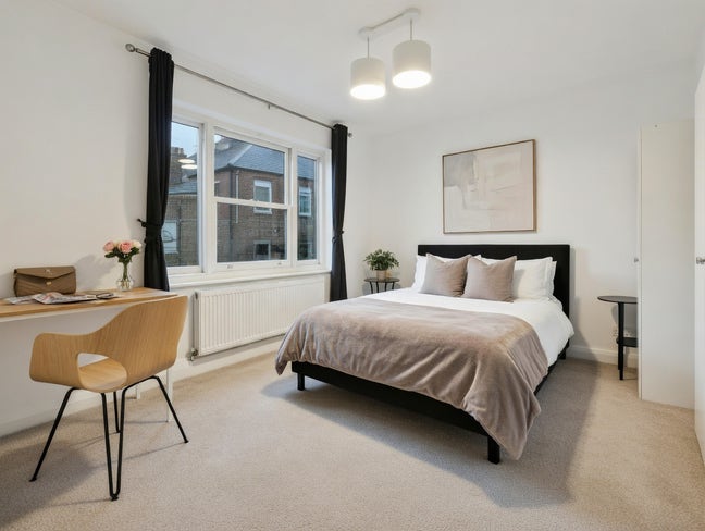 ✨ MAJESTIC Rooms & Where to Find Them🌆  Main Photo