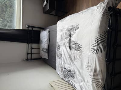 Single room for rent within a 4 Bed Maisonette  Main Photo