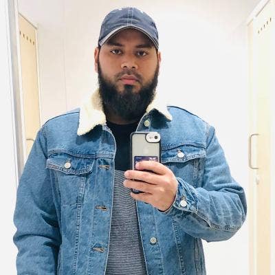 Professional Male seeks a single or double room Main Photo