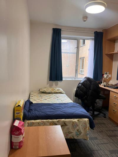 Platt Hall - Only Middlesex University Students  Main Photo