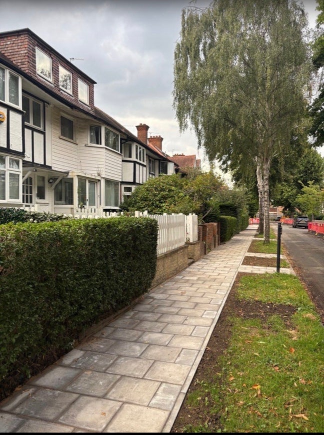 Room - mins from Acton Town Tube Main Photo