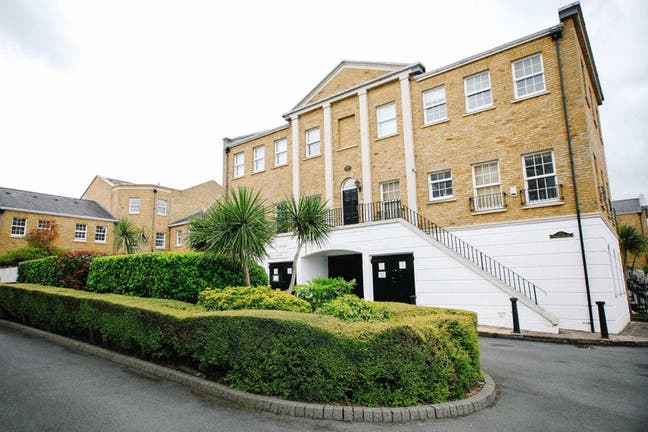 En-suite & Double Rooms in 3 bed flat-Canada Water Main Photo