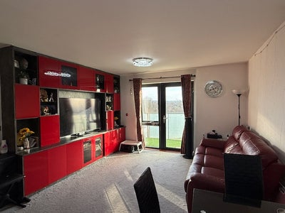 Spacious Ensuite Room with Private Balcony Main Photo