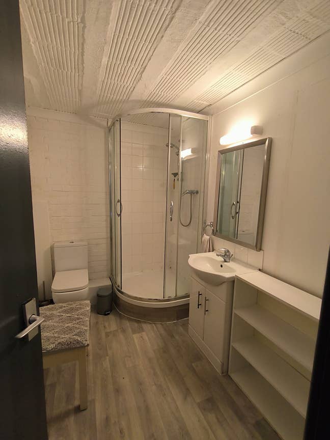 Great En-Suite Double Room Main Photo