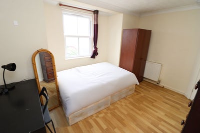 Best Price! Amazing Ensuite+Living Room- Riverside Main Photo