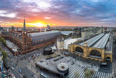 Last Room Available! 2 Min to Kings Cross Station Main Photo