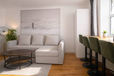 1 Bedroom Flat - Not Shared Main Photo