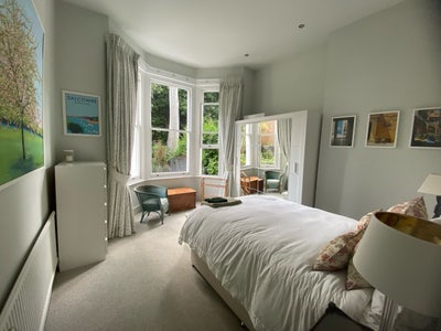 Spacious king size room in Brook Green Main Photo