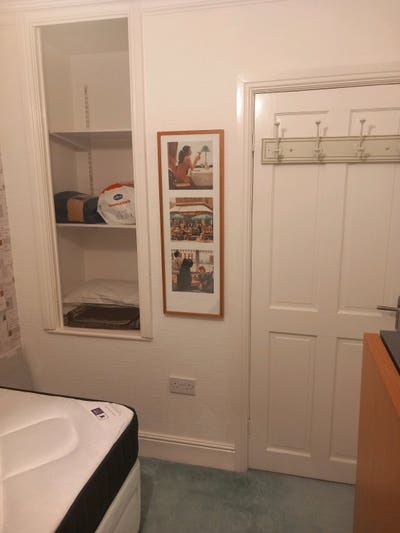 Cosy spacious single room available  Main Photo