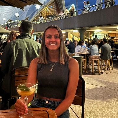 Sociable female (25years) looking for a home  Main Photo