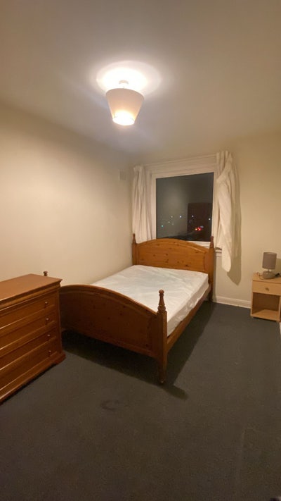 Double room EH4 – available now Main Photo