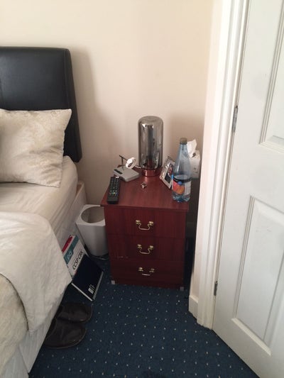 Double room  for single person near city center  Main Photo