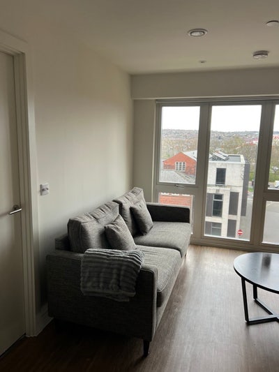 Furnished 1 Bed City Center Apartment - &pound;1,099  Main Photo